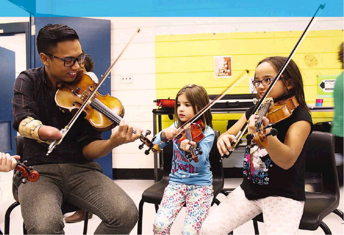 World-class violinist tells students to believe in themselves