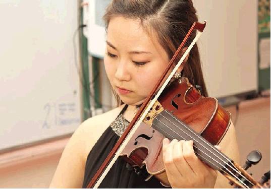Teens ‍nab ‍awards ‍at ‍Founders’ ‍Night concert